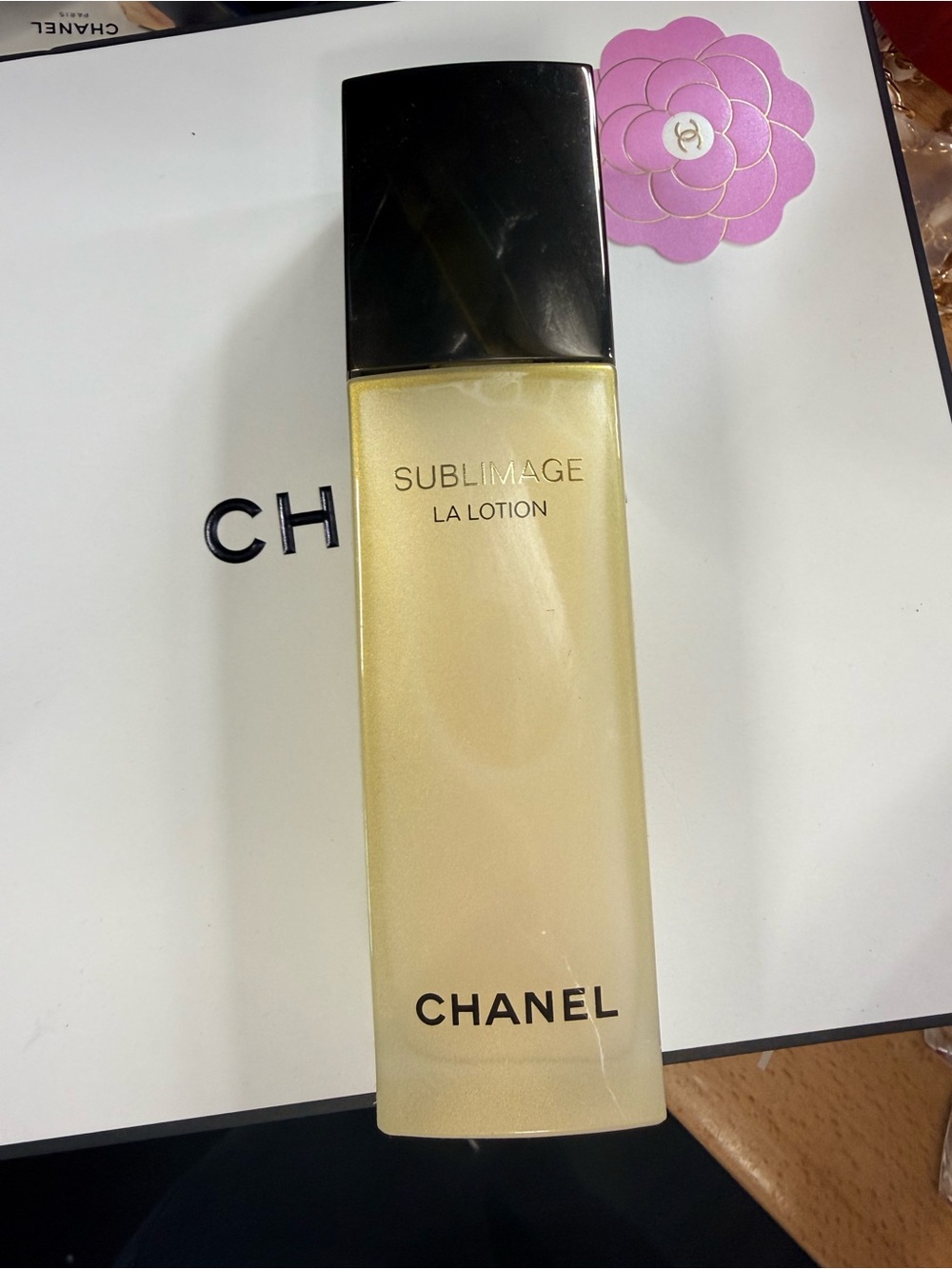 CHANEL Sublimage La Lotion - Pearlescent Gold with Black Cap